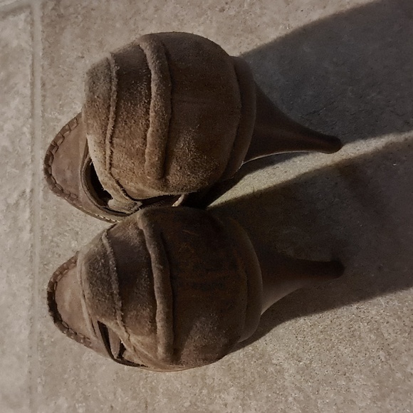 Michael Kors Suede Loafer Pumps Size 7 - Picture 4 of 8